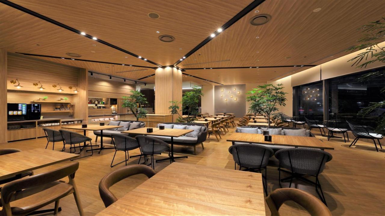 ANA Holiday Inn Sendai, an IHG Hotel Bagian luar foto