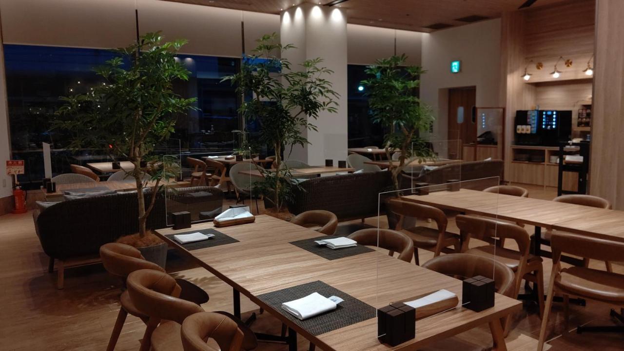 ANA Holiday Inn Sendai, an IHG Hotel Bagian luar foto
